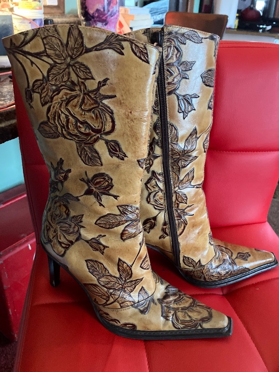 Andrew Stevens Shoes - Andrew Steven’s embossed leather boots